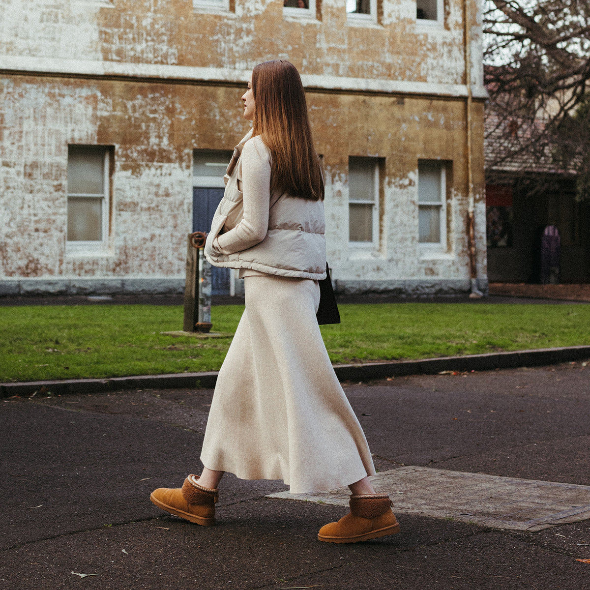 Stella Adult - Chestnut - 10.jpg