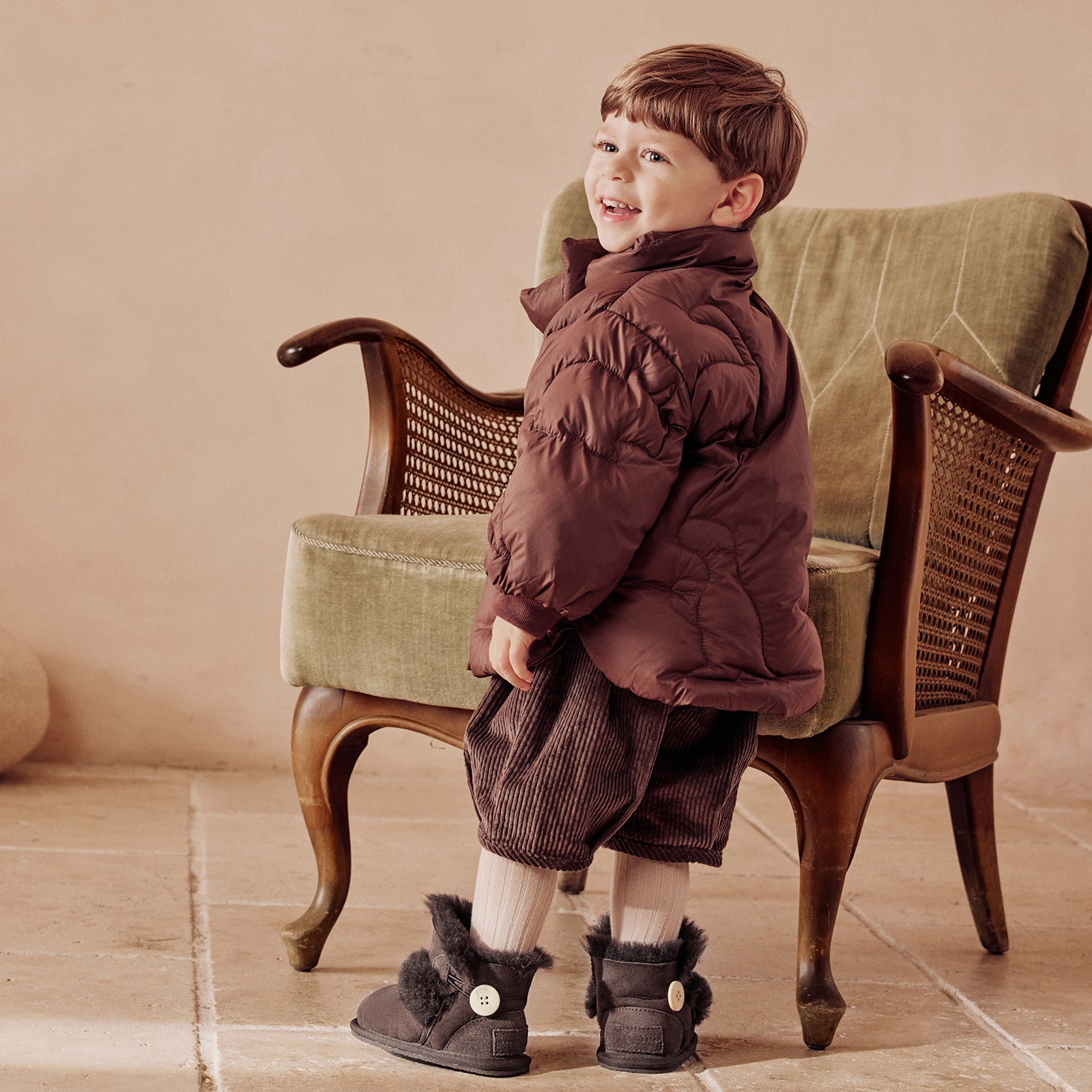 Mini Button Classic - Coffee Brown