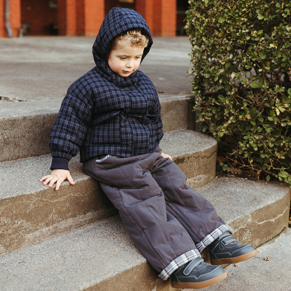 Knox - Elephant Gray - 11.jpg