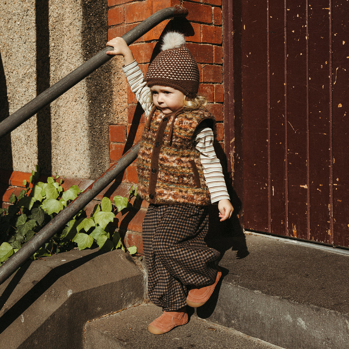 Eirian - Cocoa Brown - 11.jpg