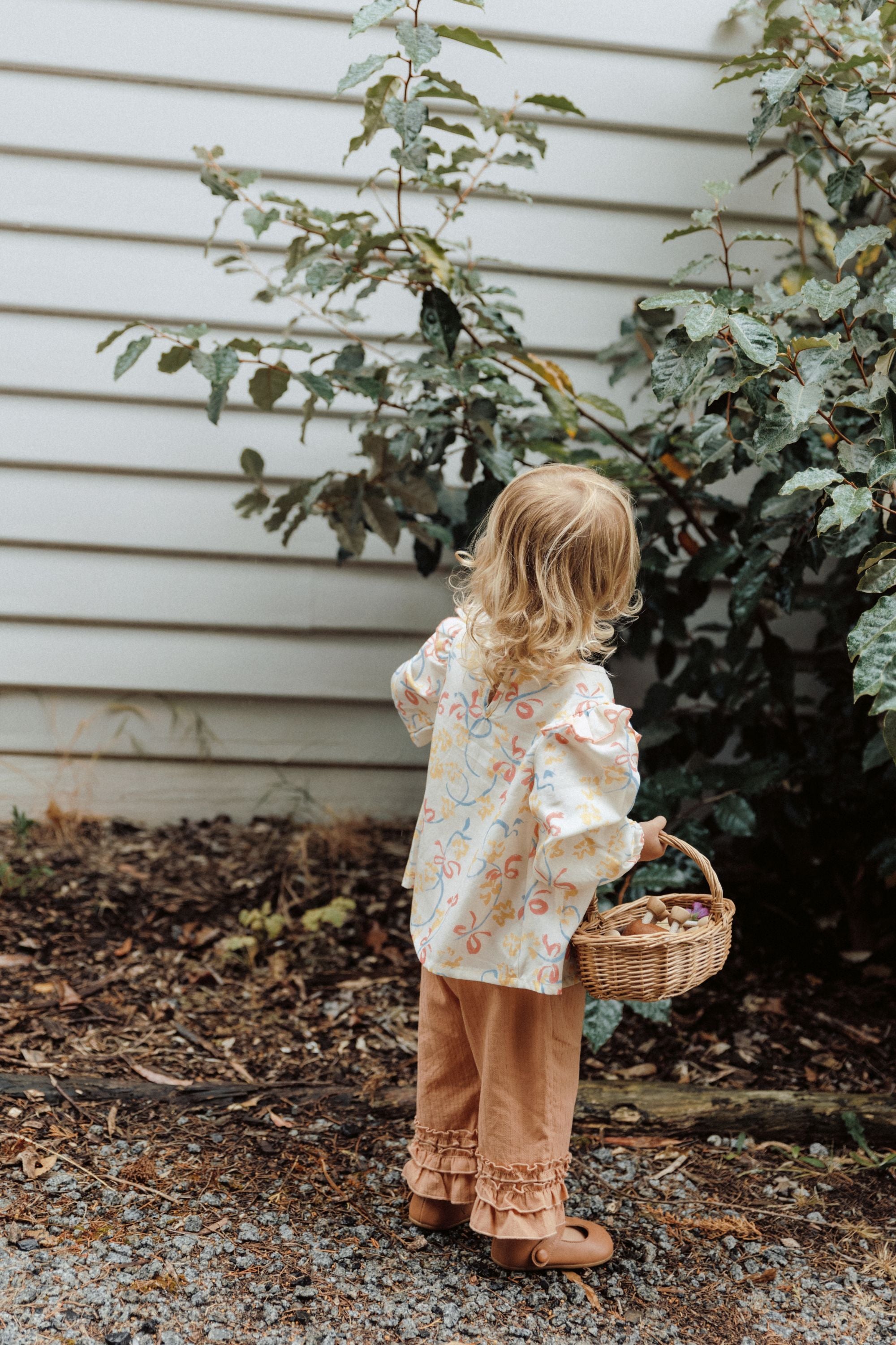 Sweetheart Holiday Lace Pants - Brick Red