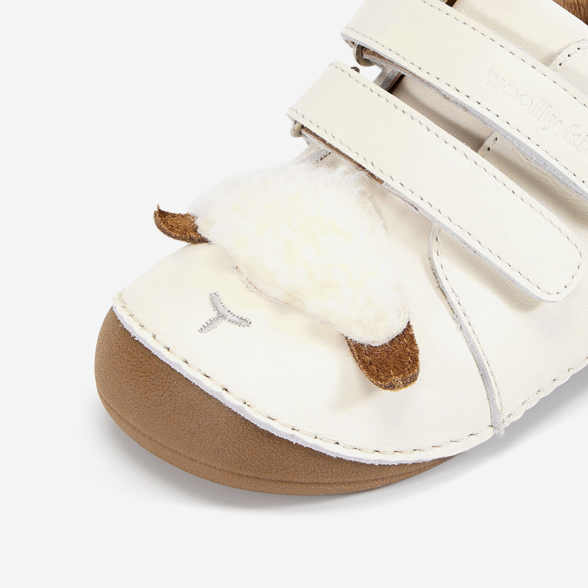 Lucky - Creamy White - 6.jpg