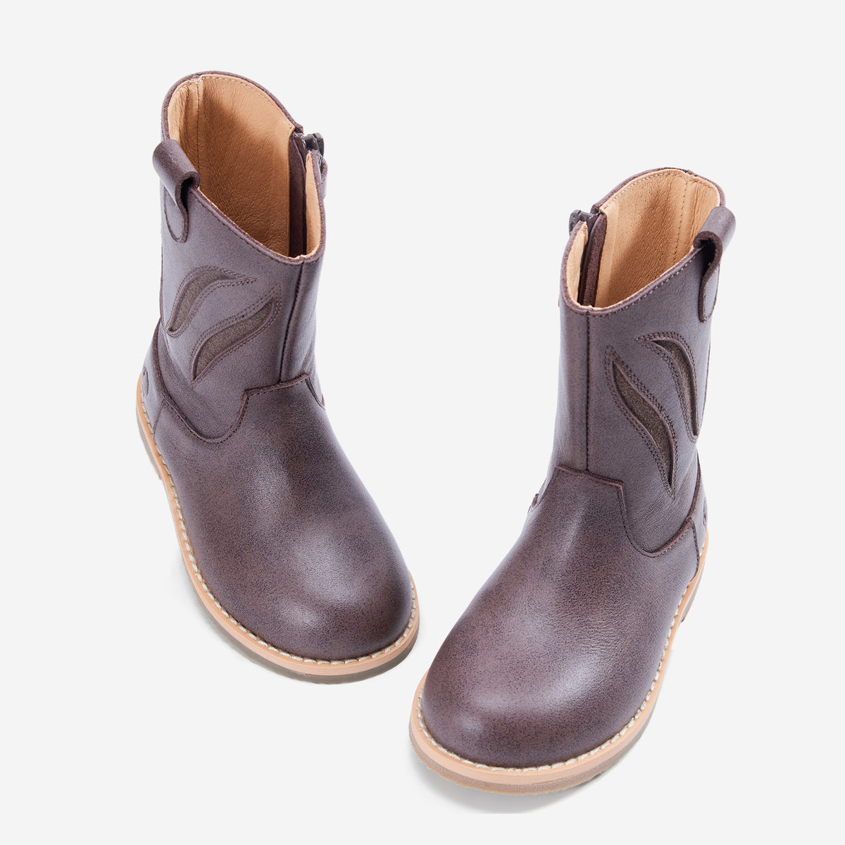 Nevei - Acorn Brown - 9.jpg