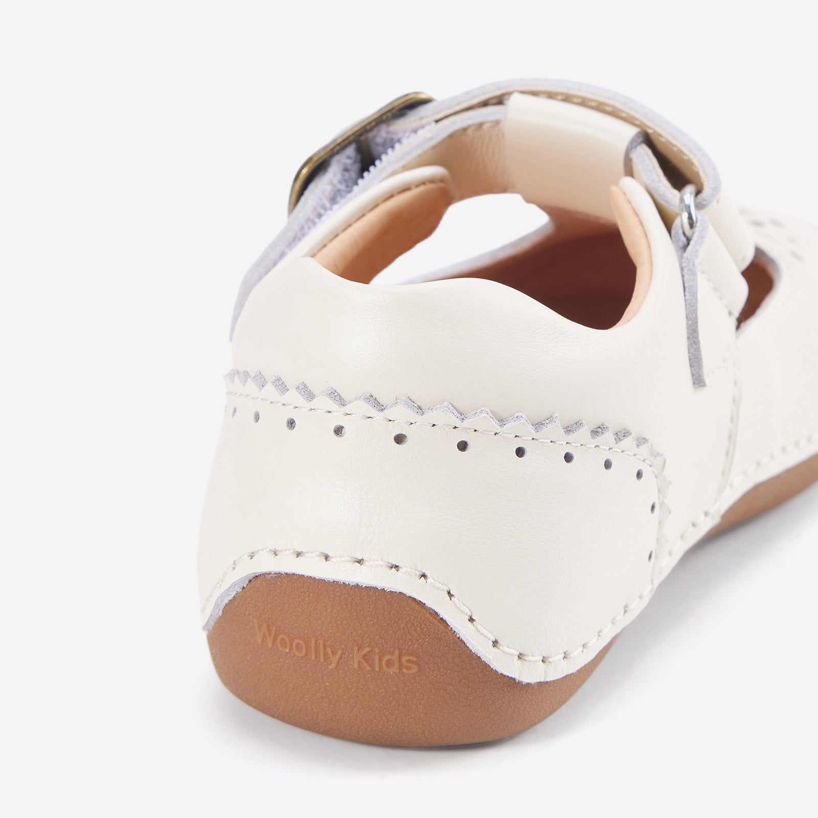 Casey Ivory - Heel Detail
