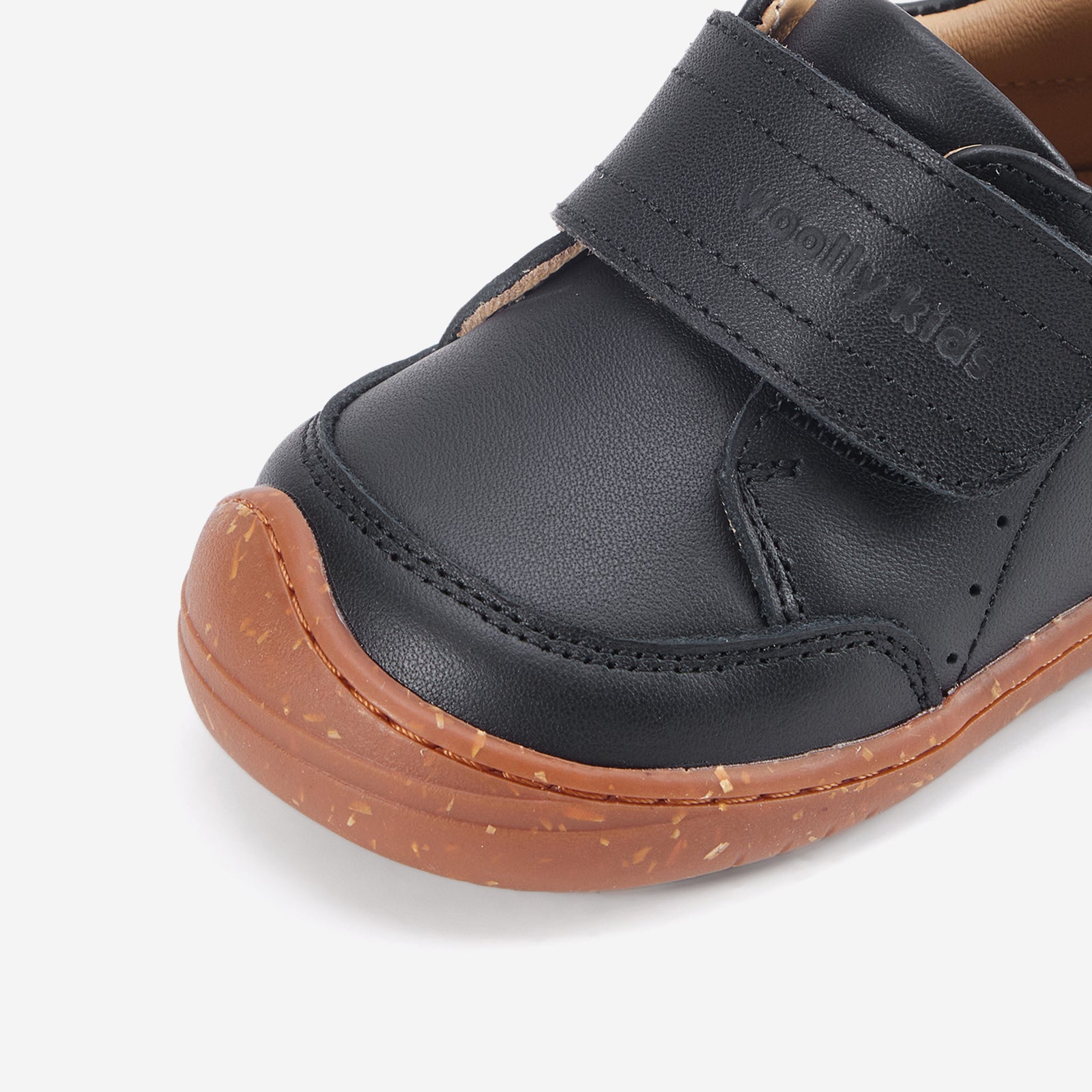 Celyn Obsidian - Toe Detail