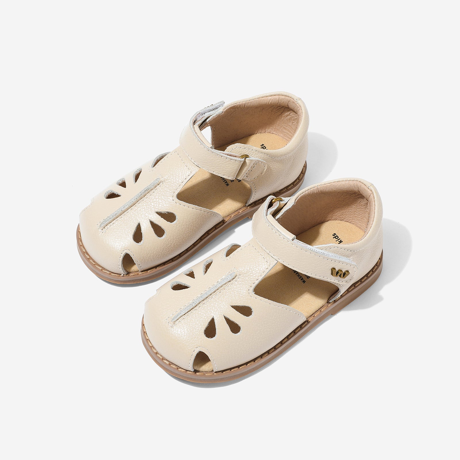 Chloe - Lunar White