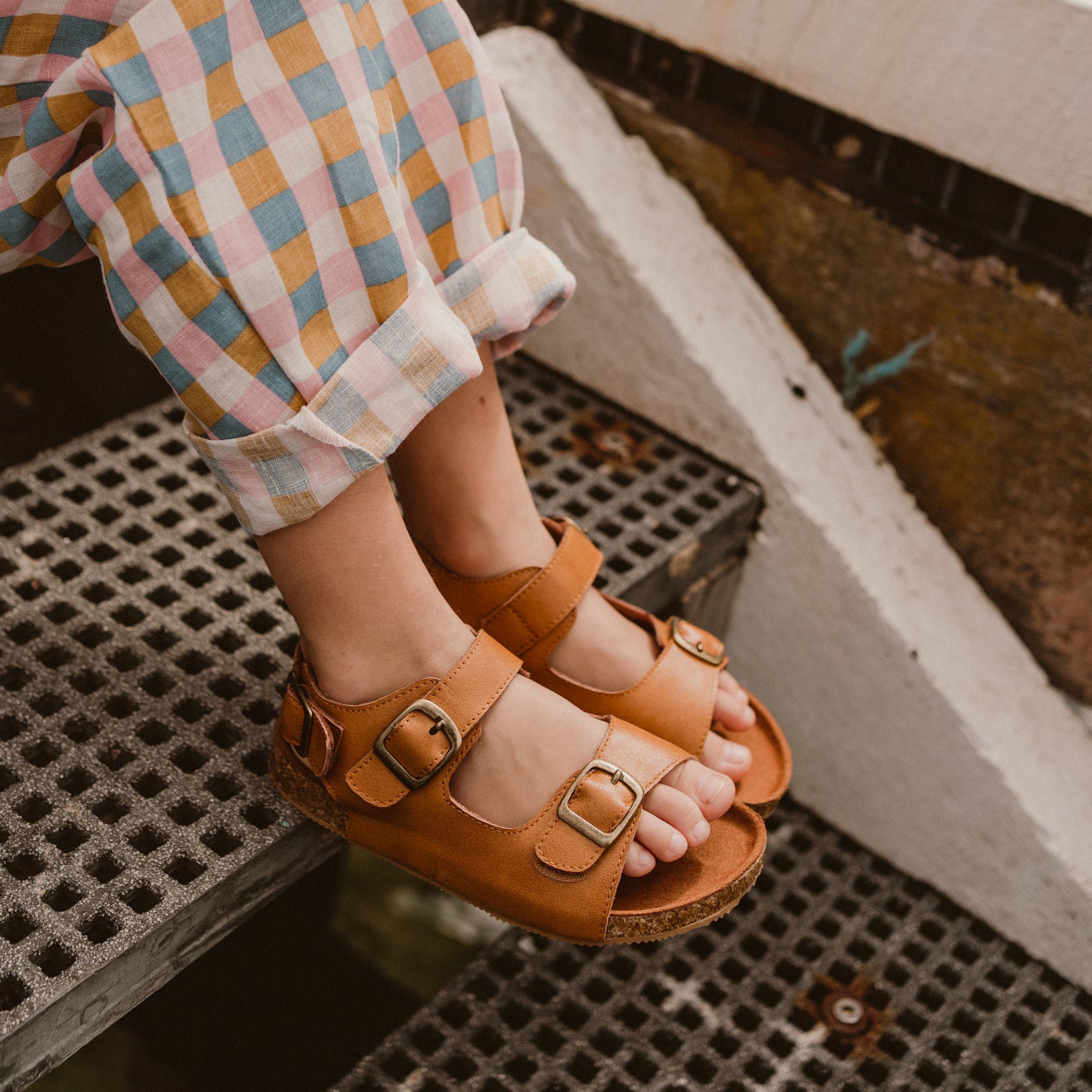 Cloe - Chestnut Brown