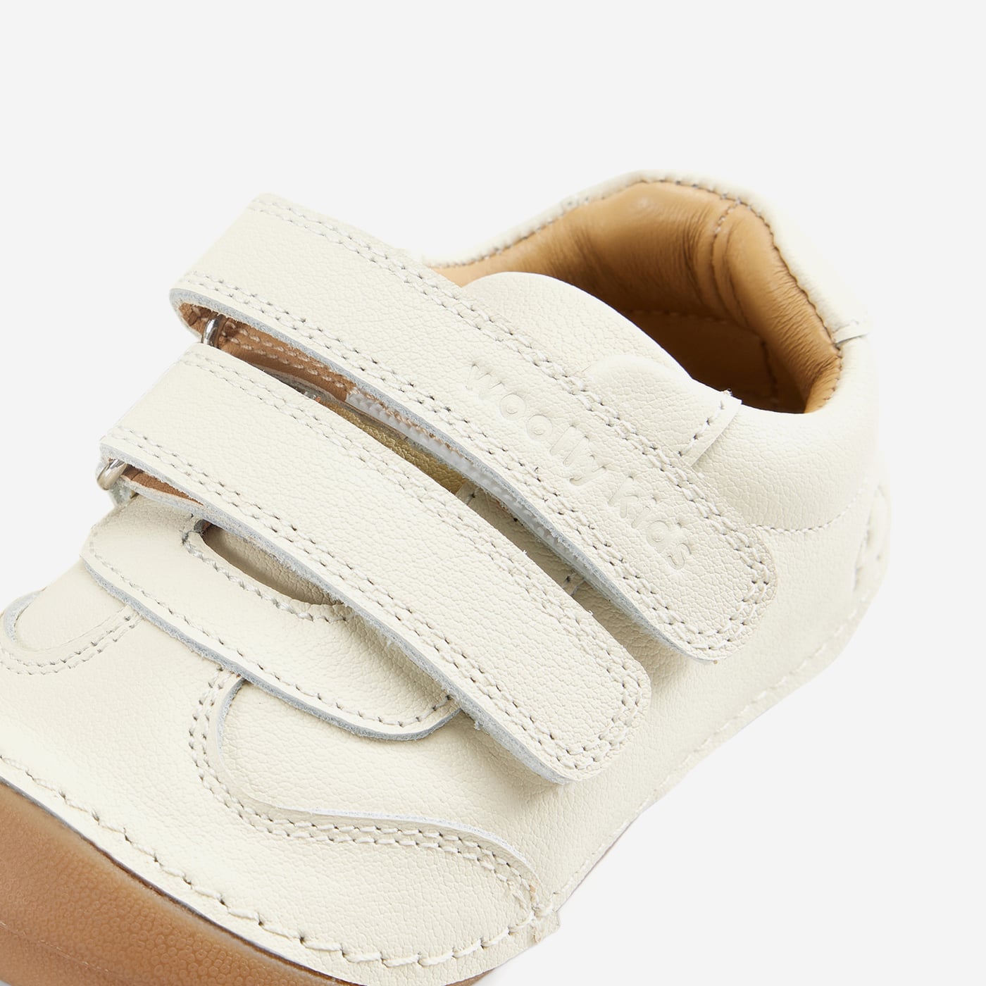 Eimile - Creamy White - Woolly Kids - detail view