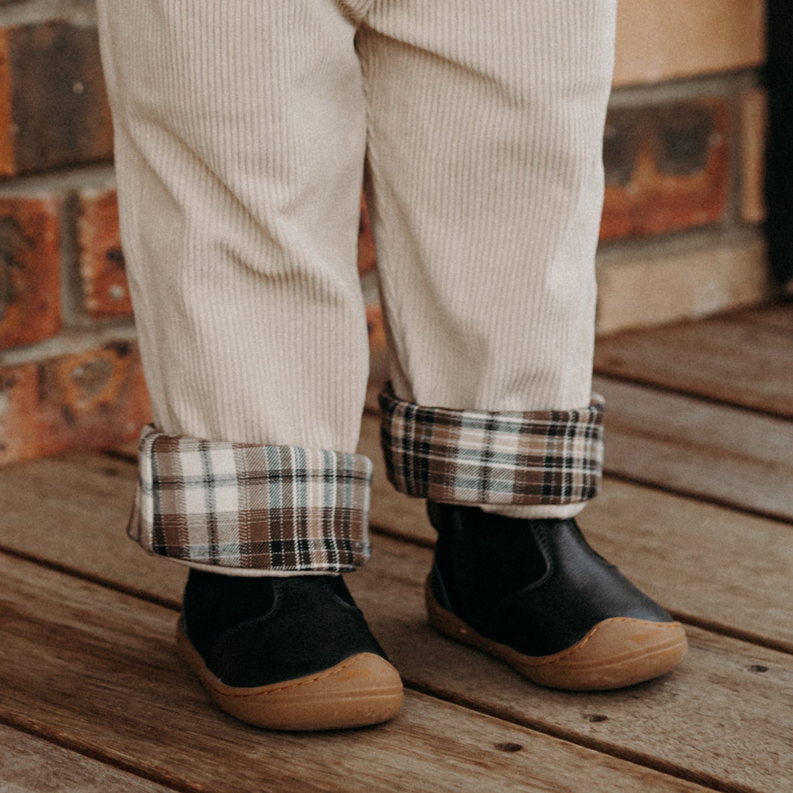 Fenley - Obsidian Black