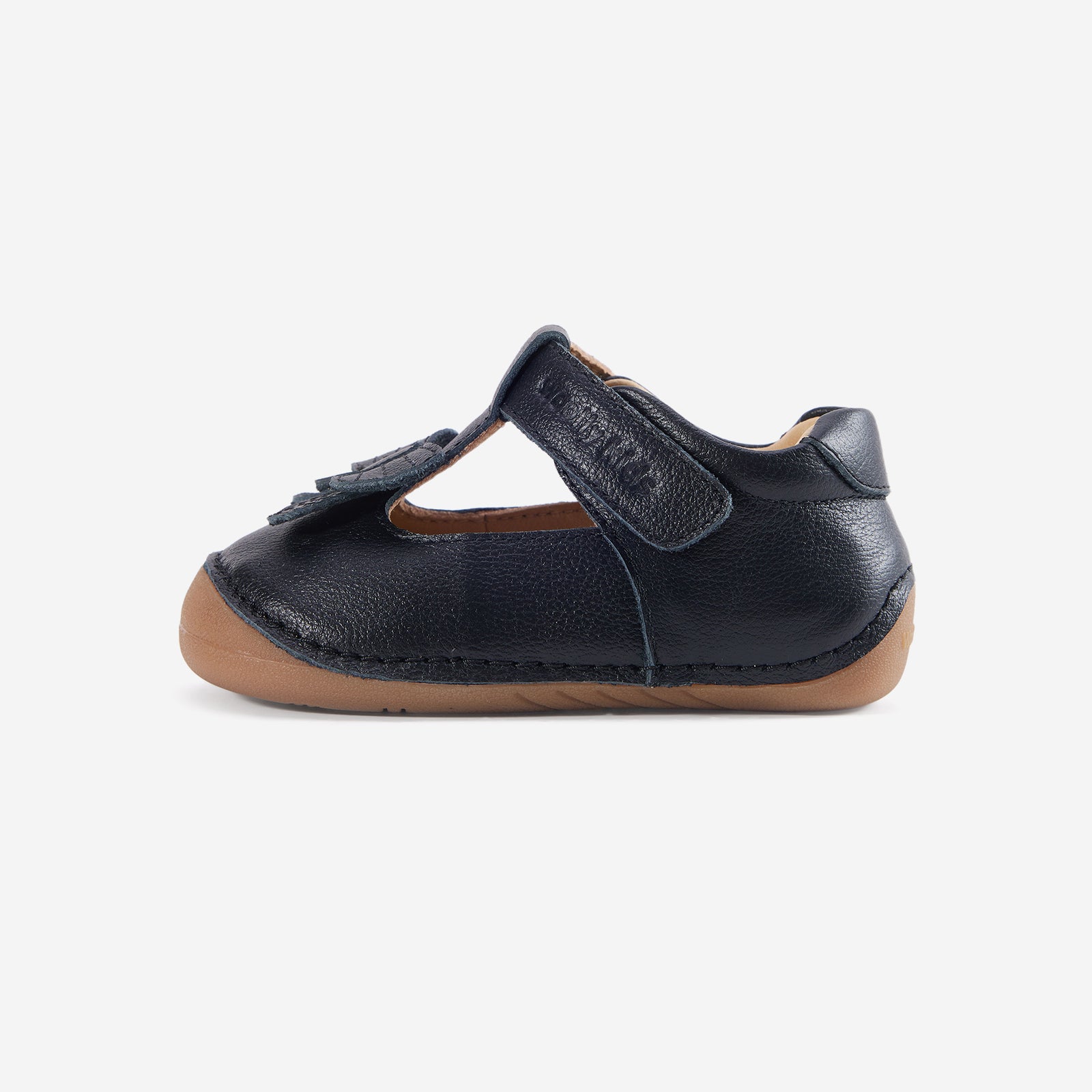 Josie Obsidian - Side View