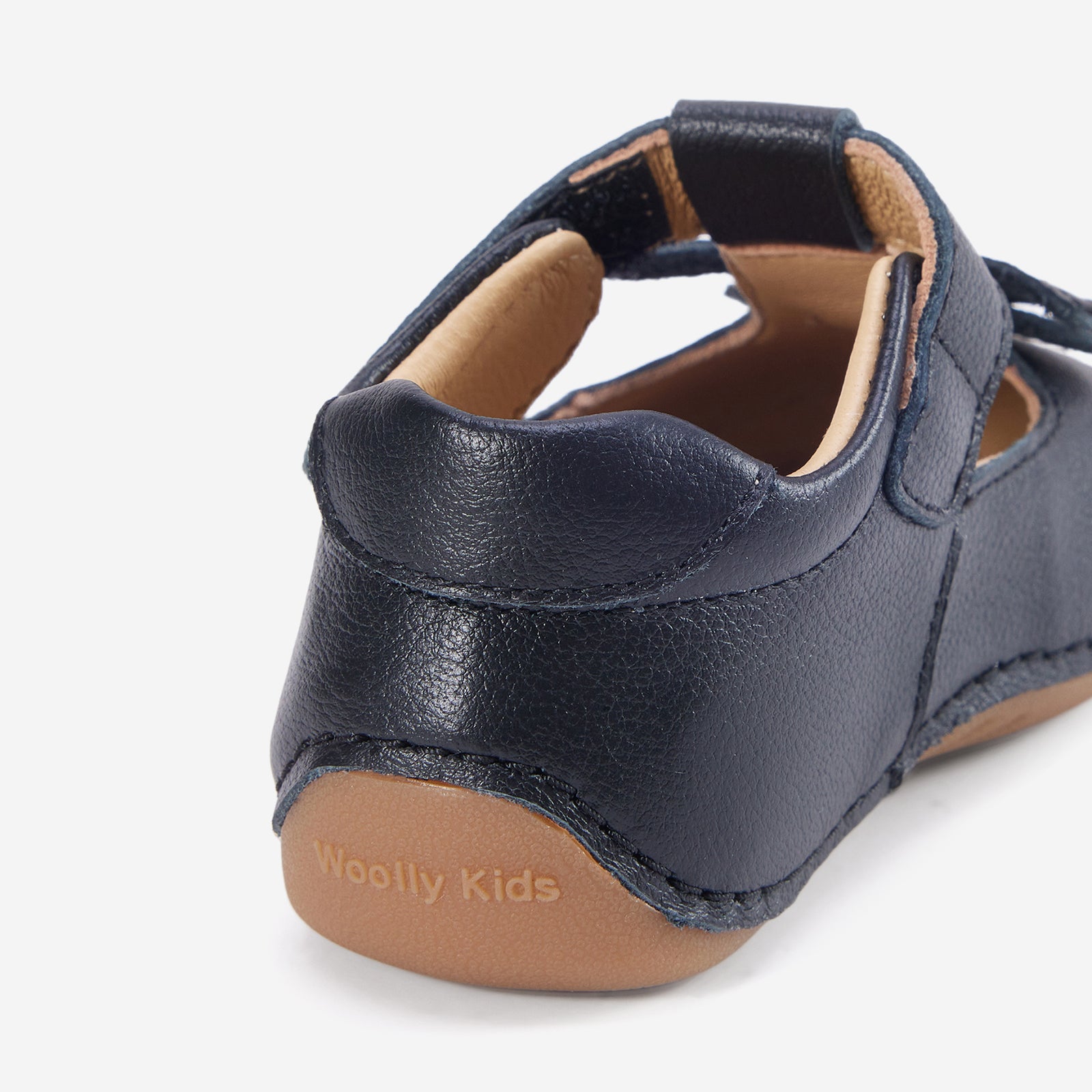 Josie Obsidian - Heel Detail