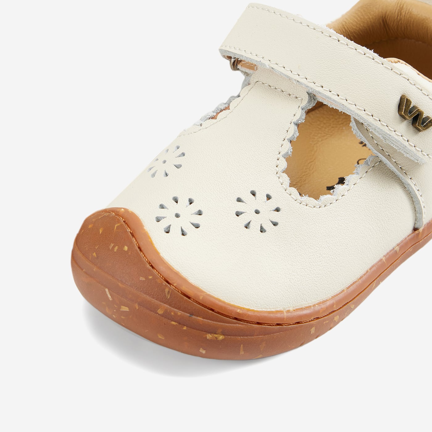 Kylie - Creamy White