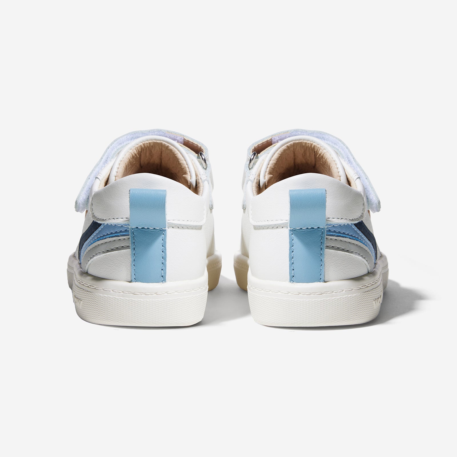 Leo - White Blue