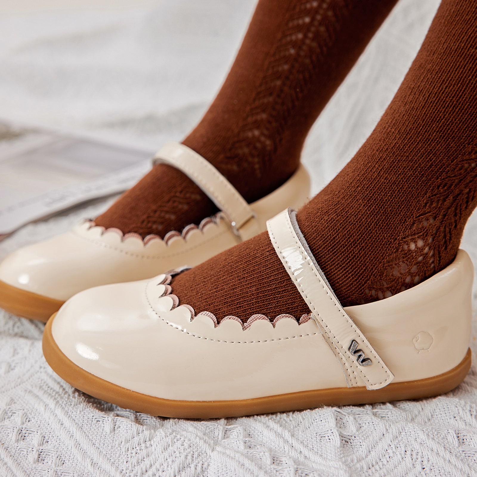 Liya - Cream White