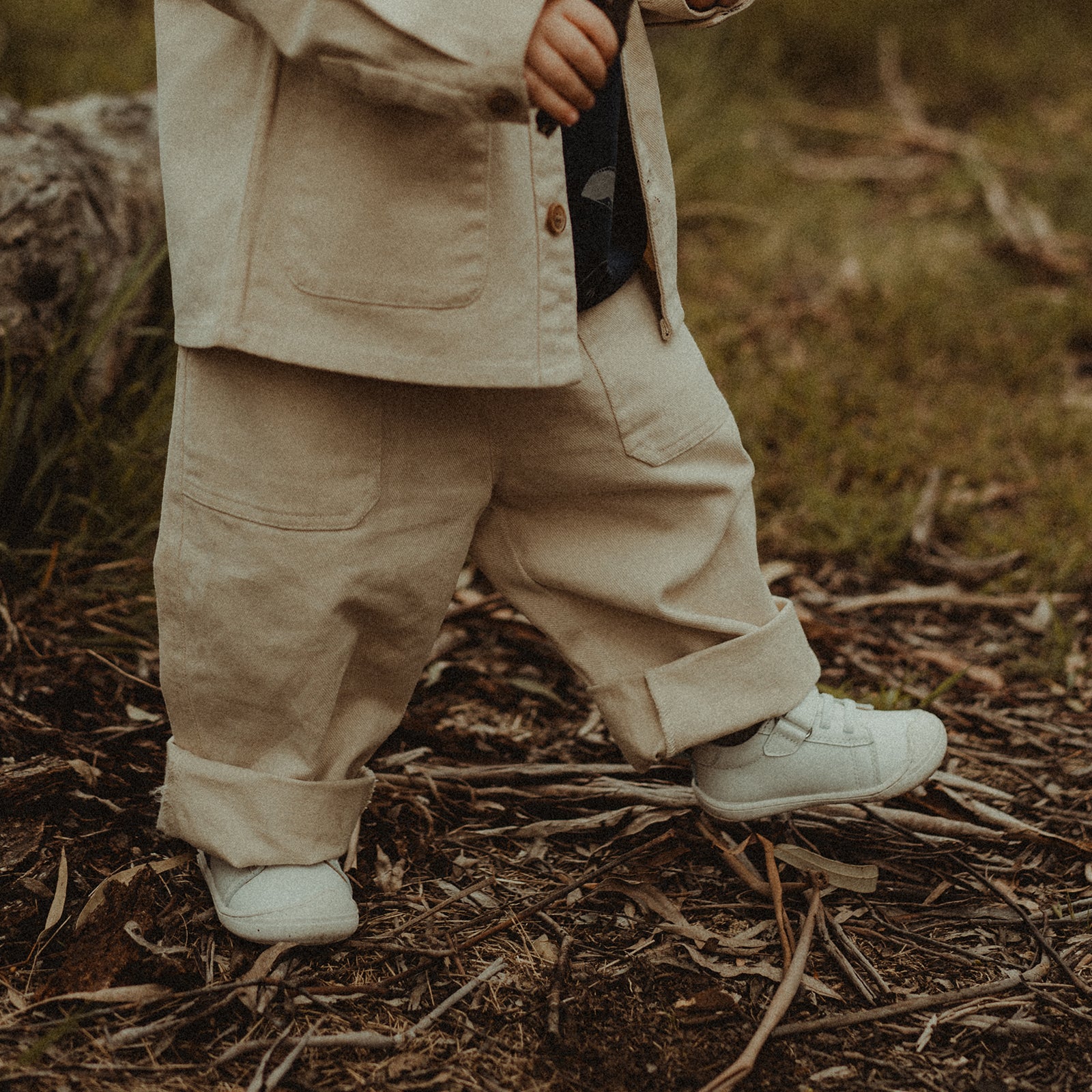 Mini Leo - White Blue