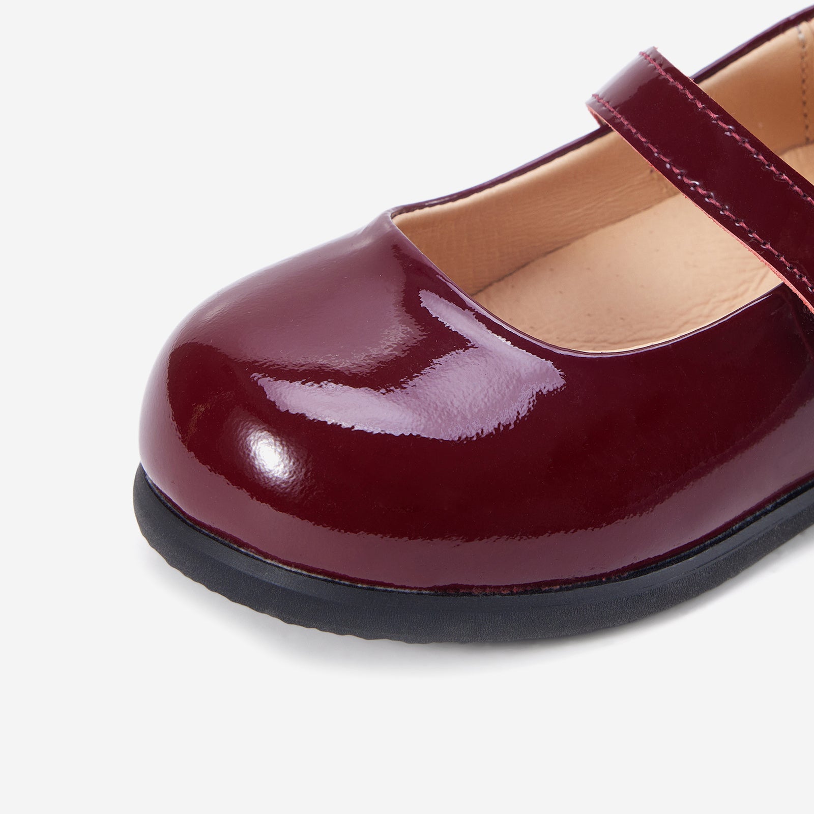 Pearl Ruby Red - Toe Detail