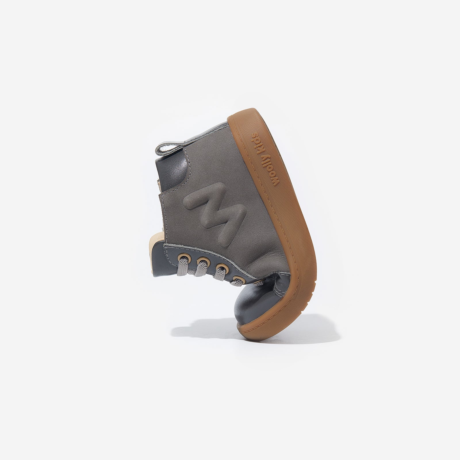Pine - Iron Black