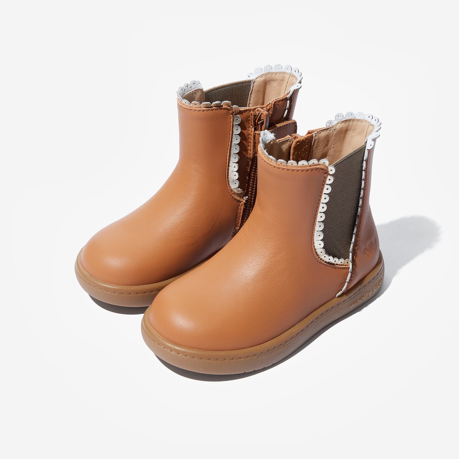 Sally - Chestnut Brown