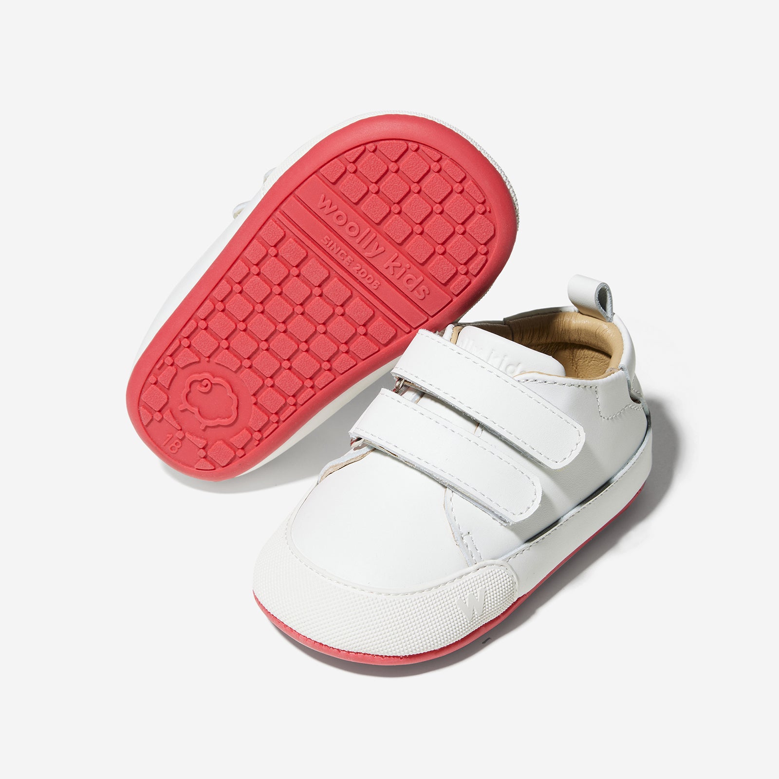 Toby - White Red