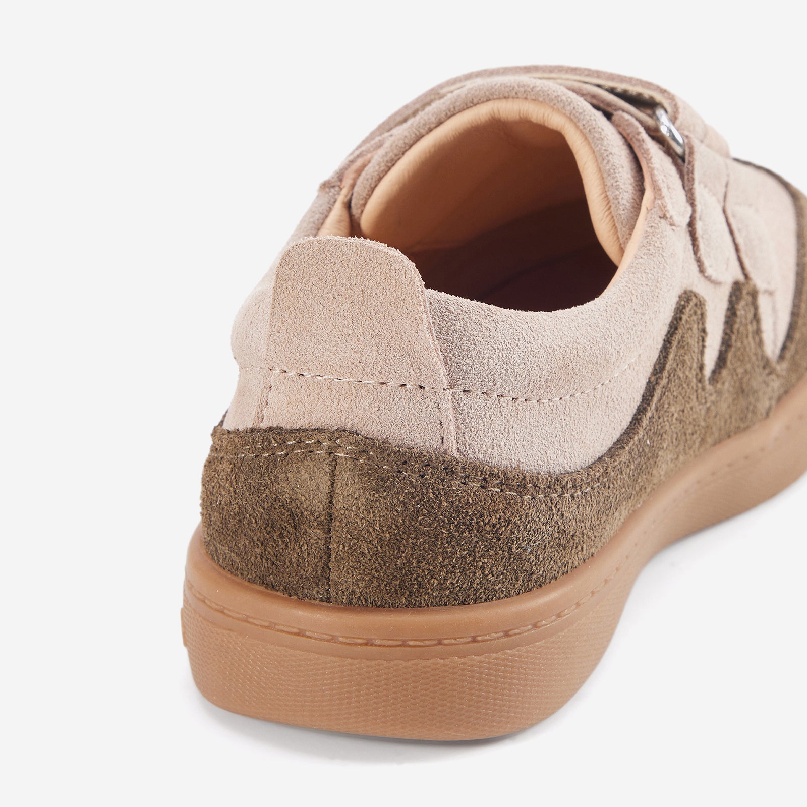 Walter Dessert - Heel Detail