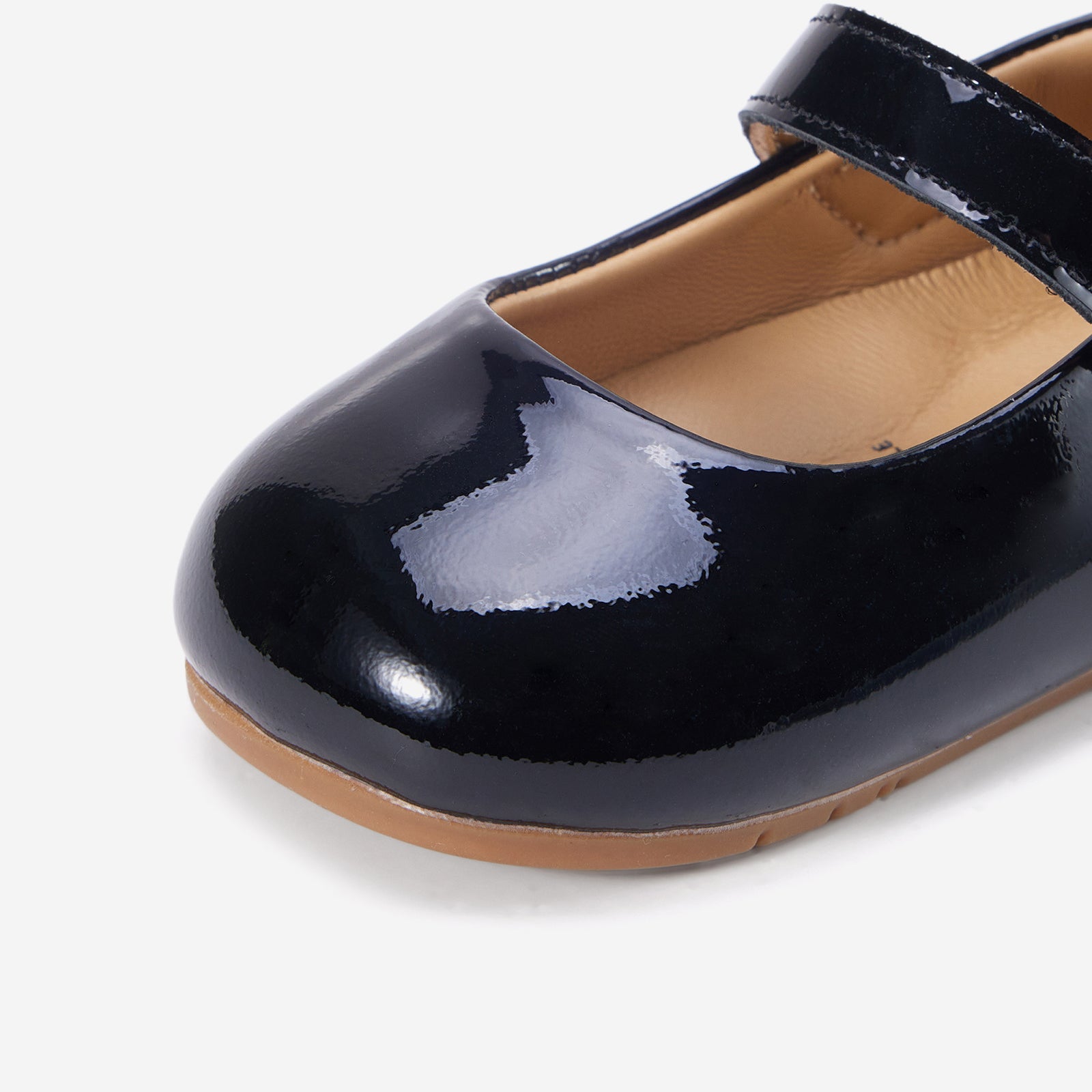 Mini Pearl Pearl Black - Toe Detail