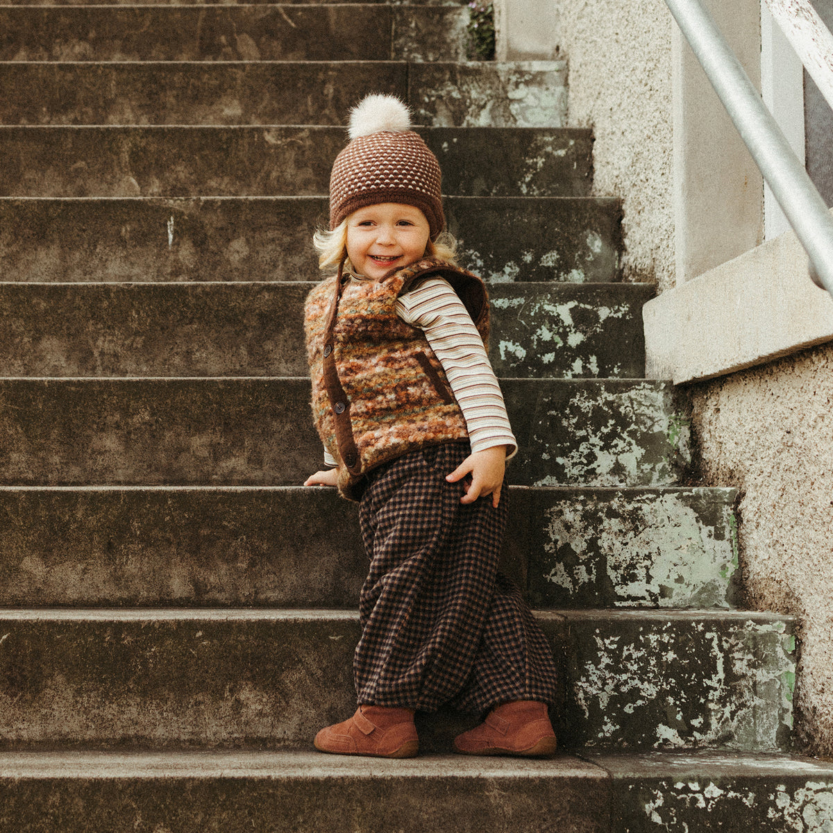 Eirian - Cocoa Brown - 10.jpg