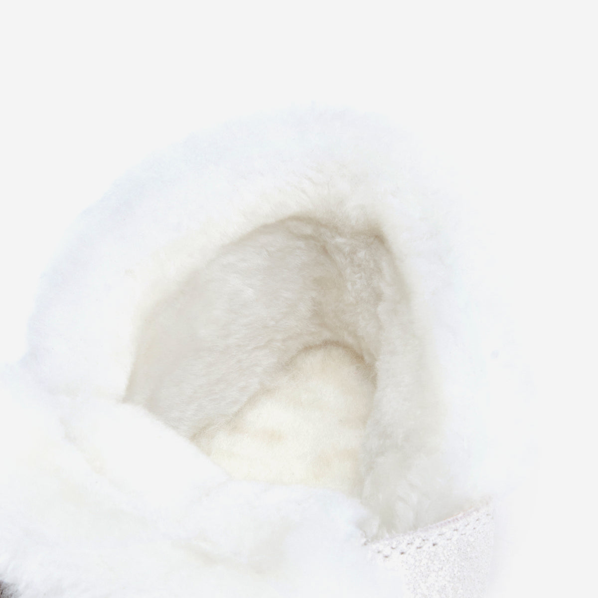 Fur Eirian - Silver Grey - 3.jpg