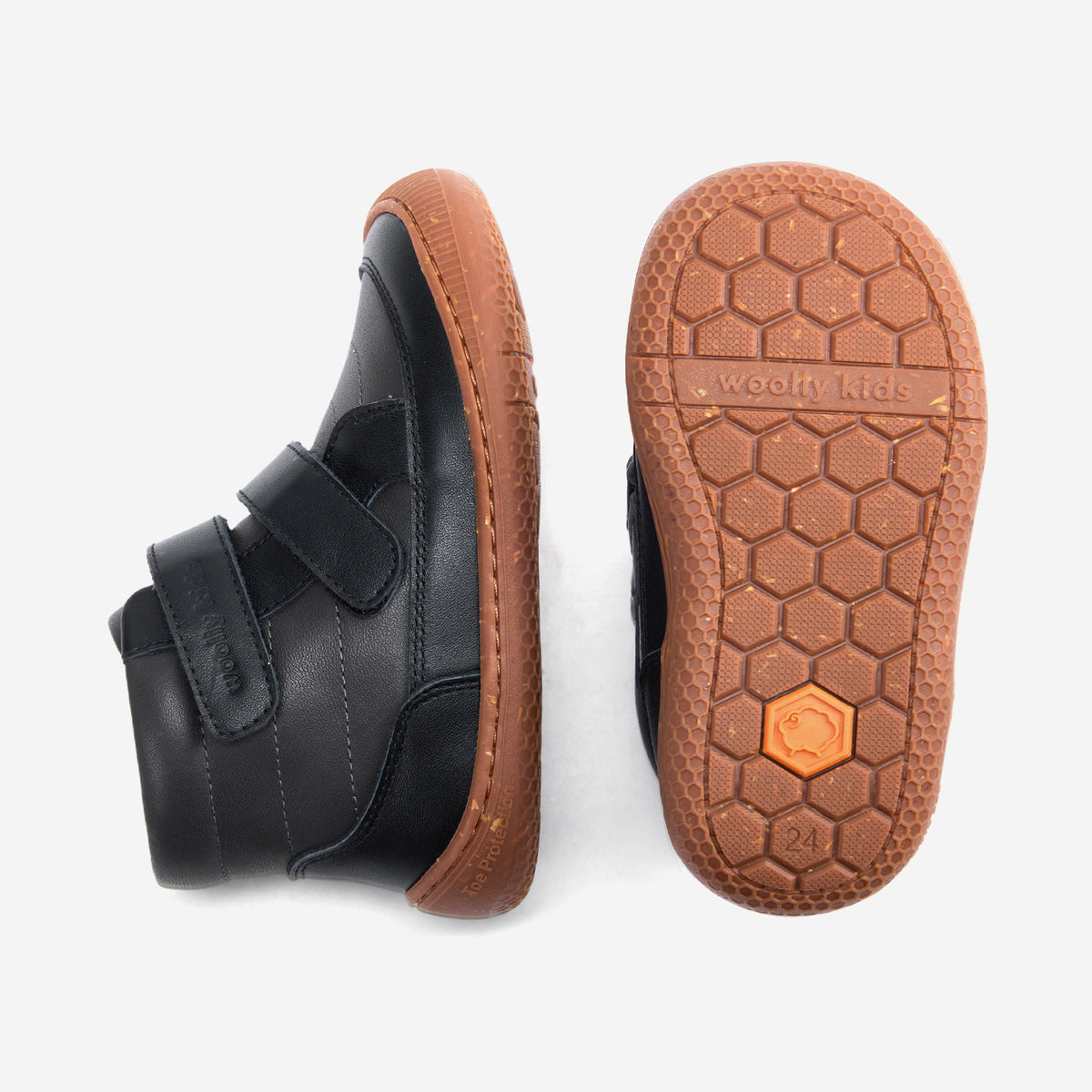 Pine - Obsidian - 7.jpg