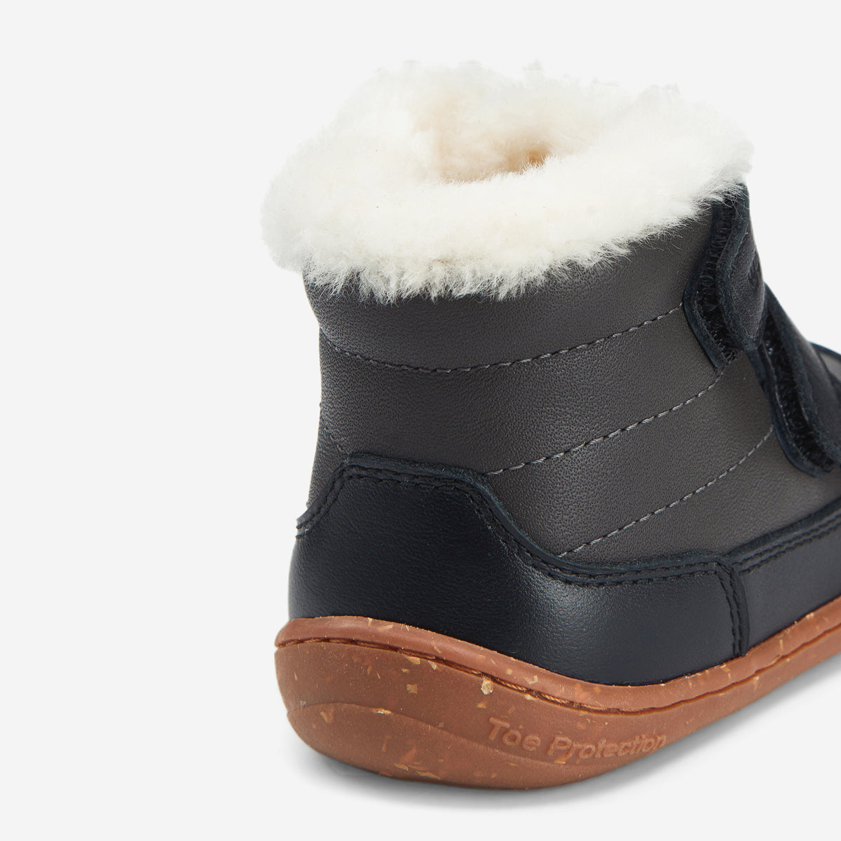 Fur Mini Pine - Obsidian - 8.jpg