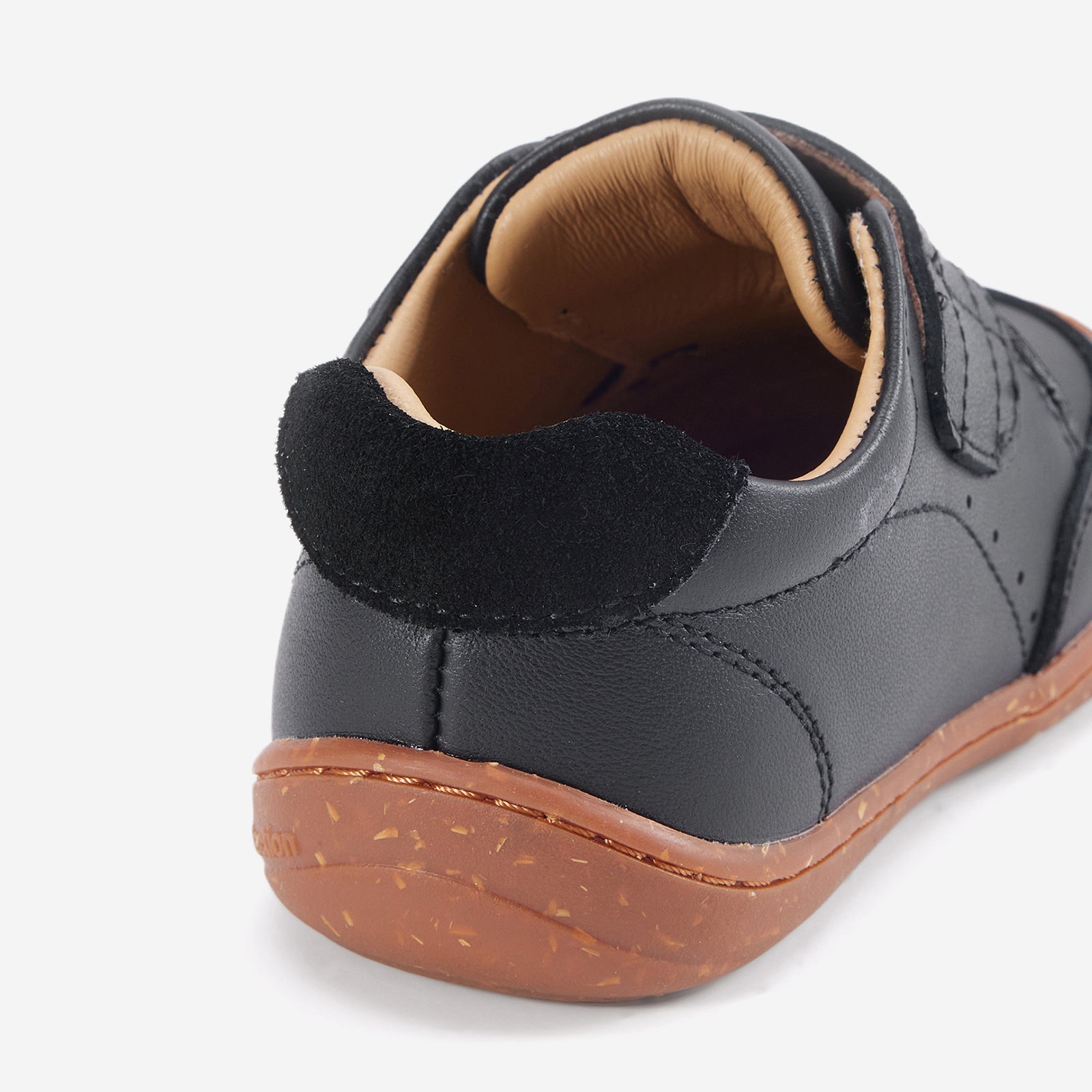 Celyn Obsidian - Heel Detail