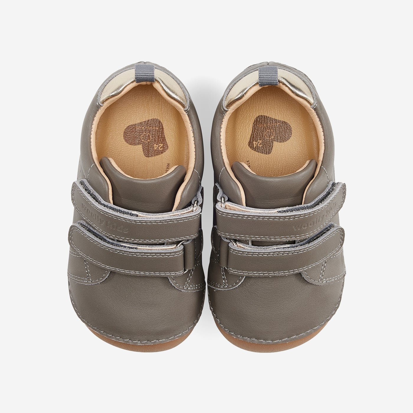 Chami - Elephant Gray - Woolly Kids - lifestyle photo