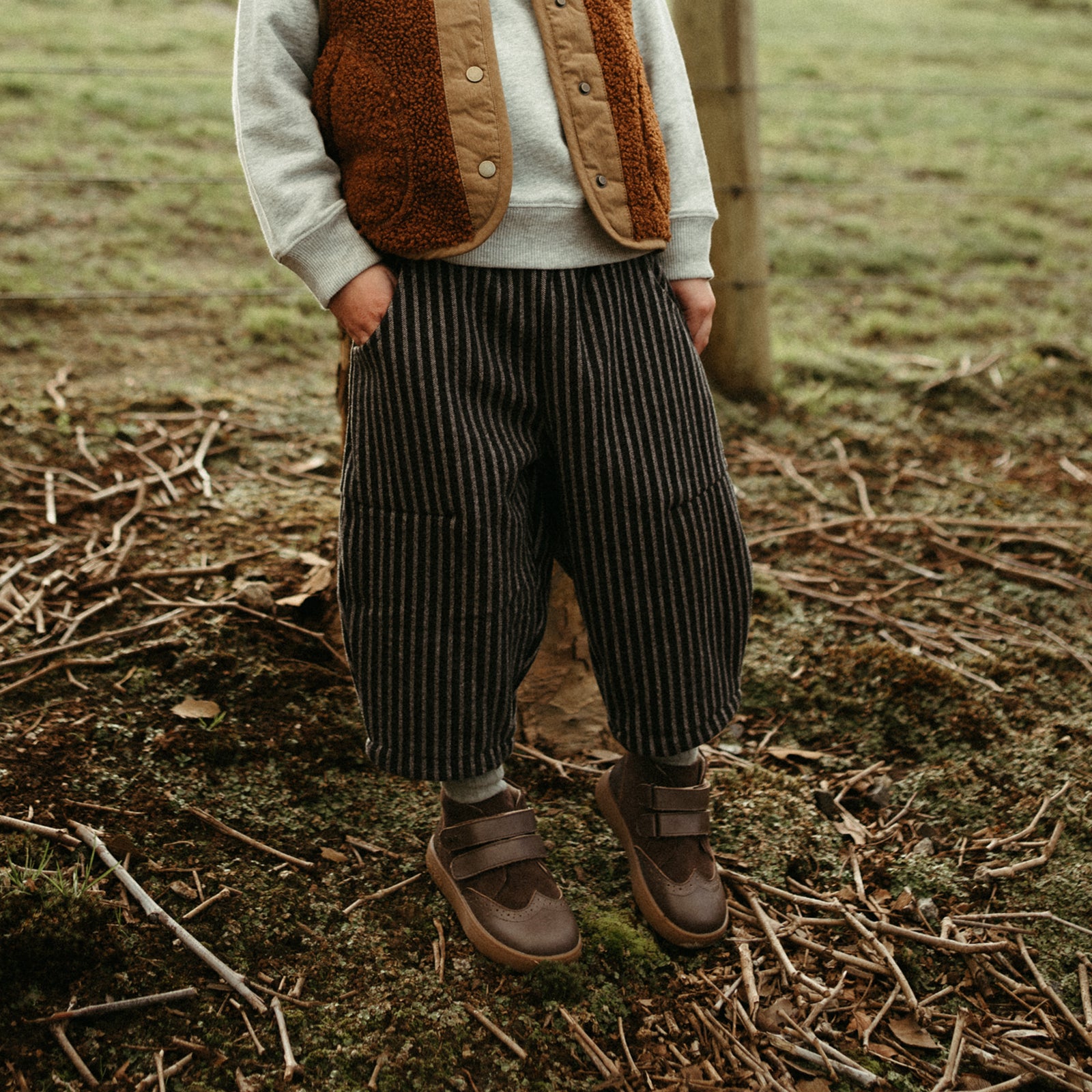 Eira - Dark Brown