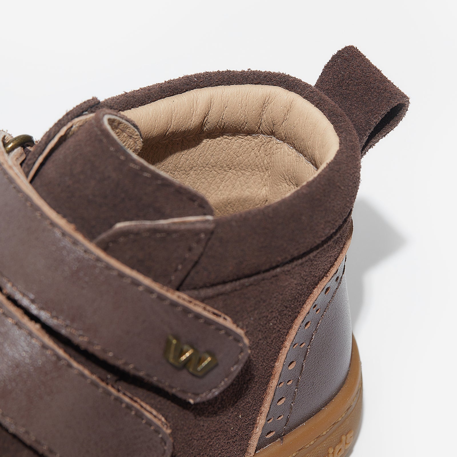 Eira - Dark Brown