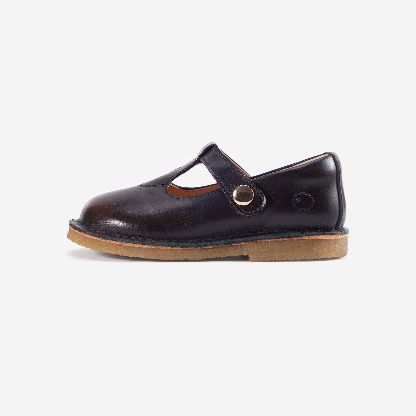 Eleanor Cinnamon Brown - Side View