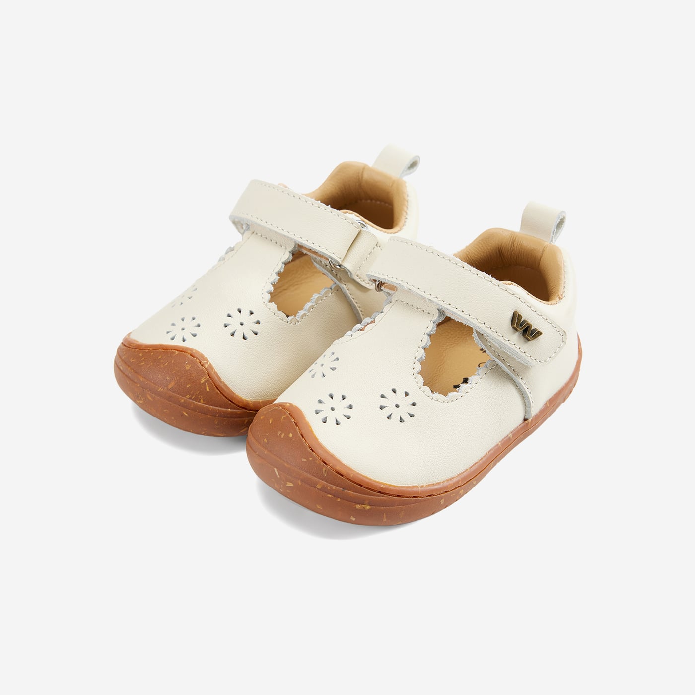 Kylie - Creamy White