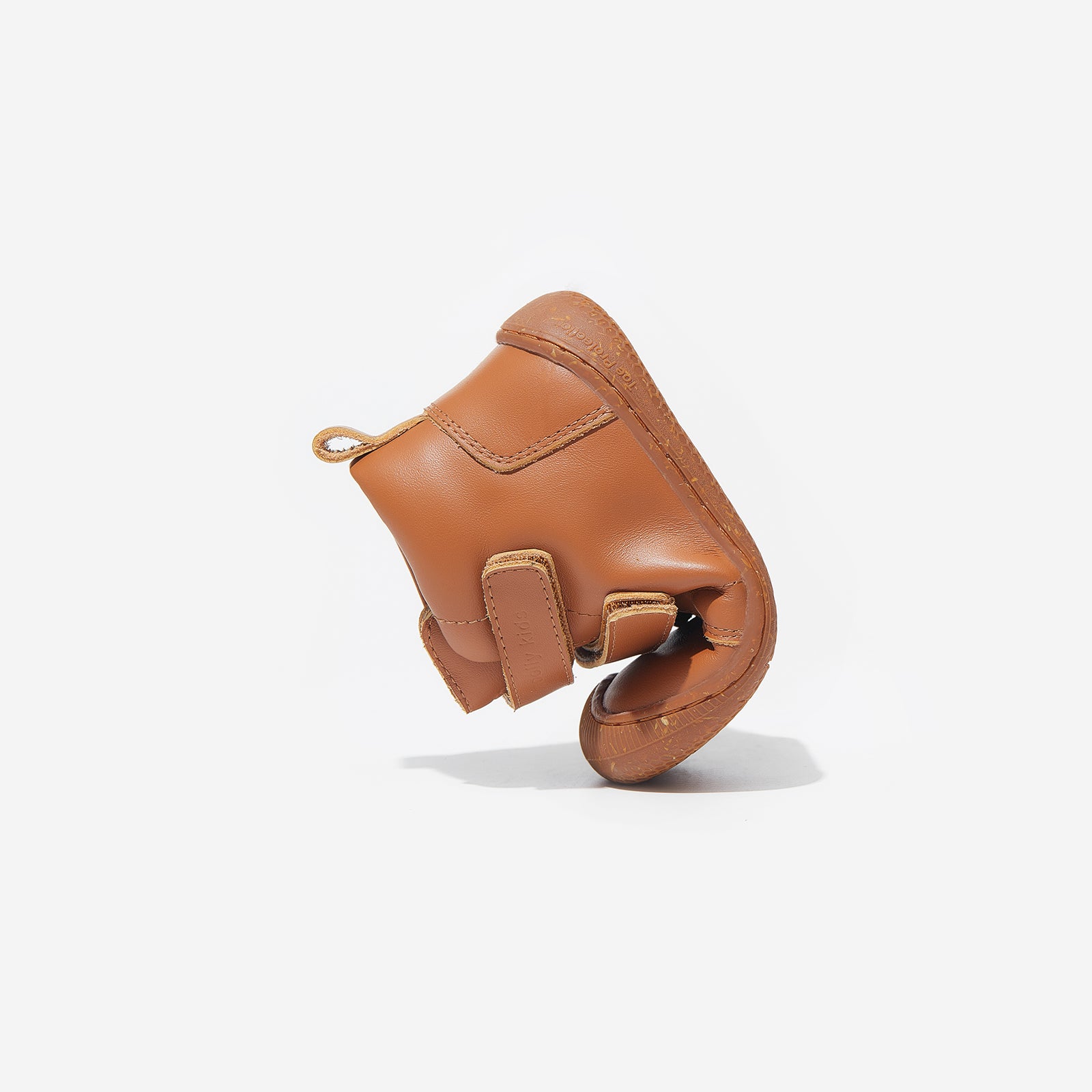 Neve - Chestnut Brown