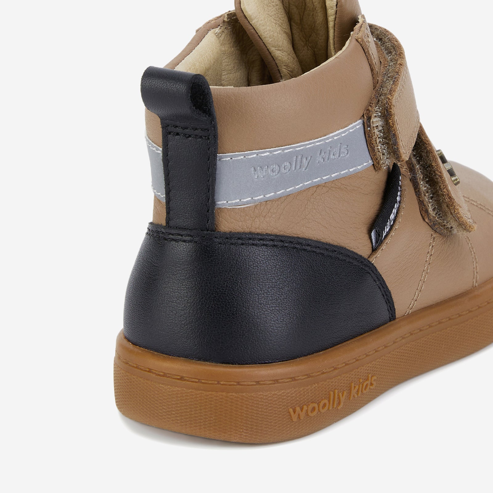 River - Coffee Brown