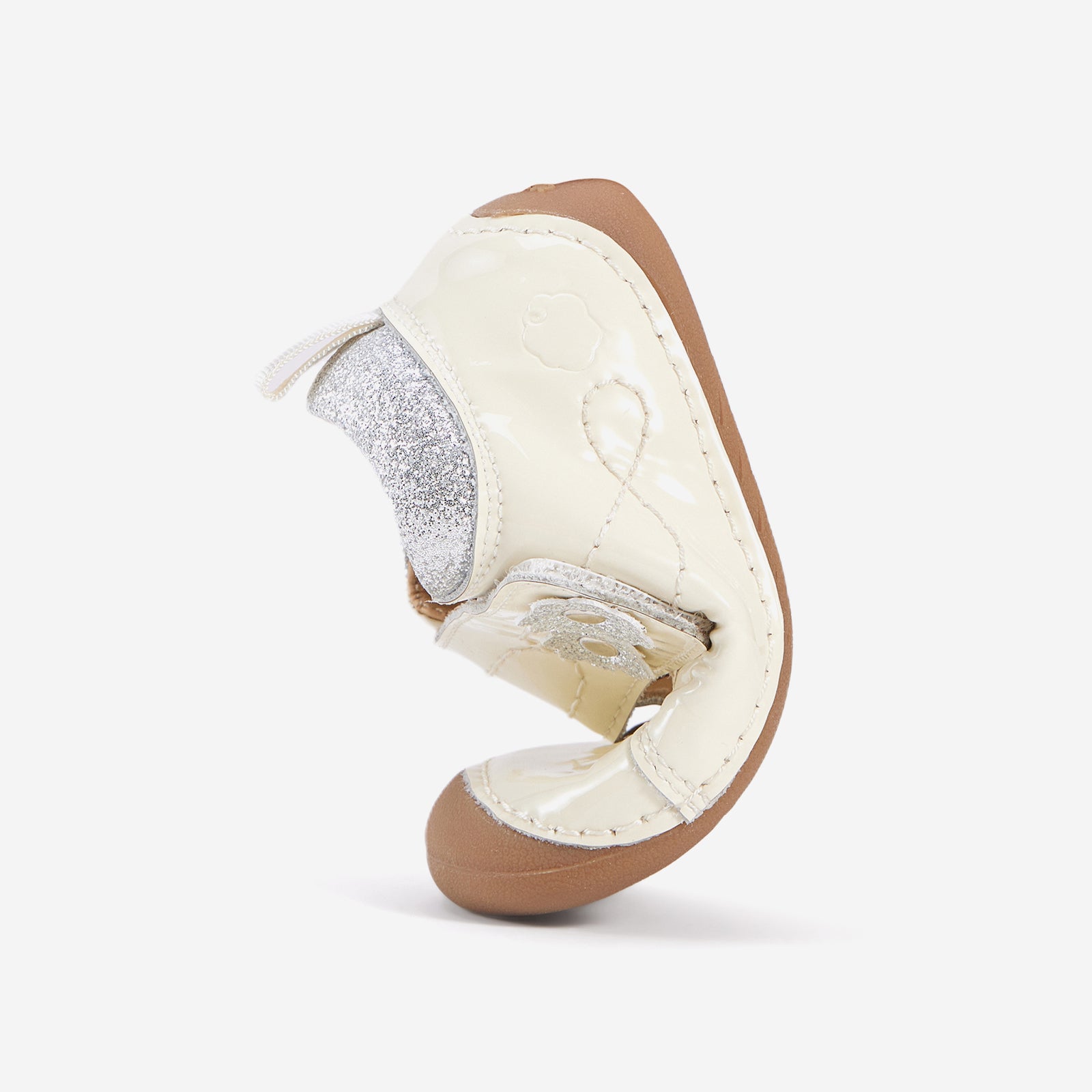Talia Pearl White - Bend Test