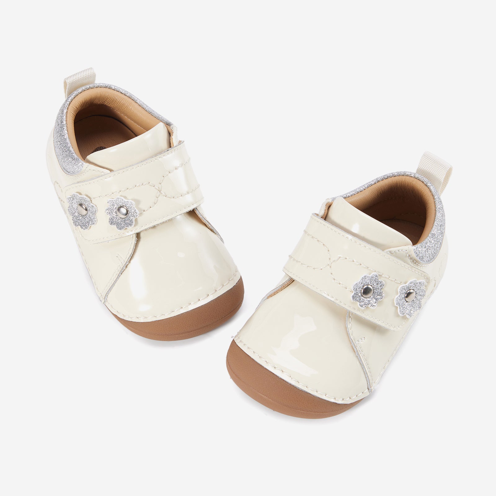 Talia Pearl White - View 9