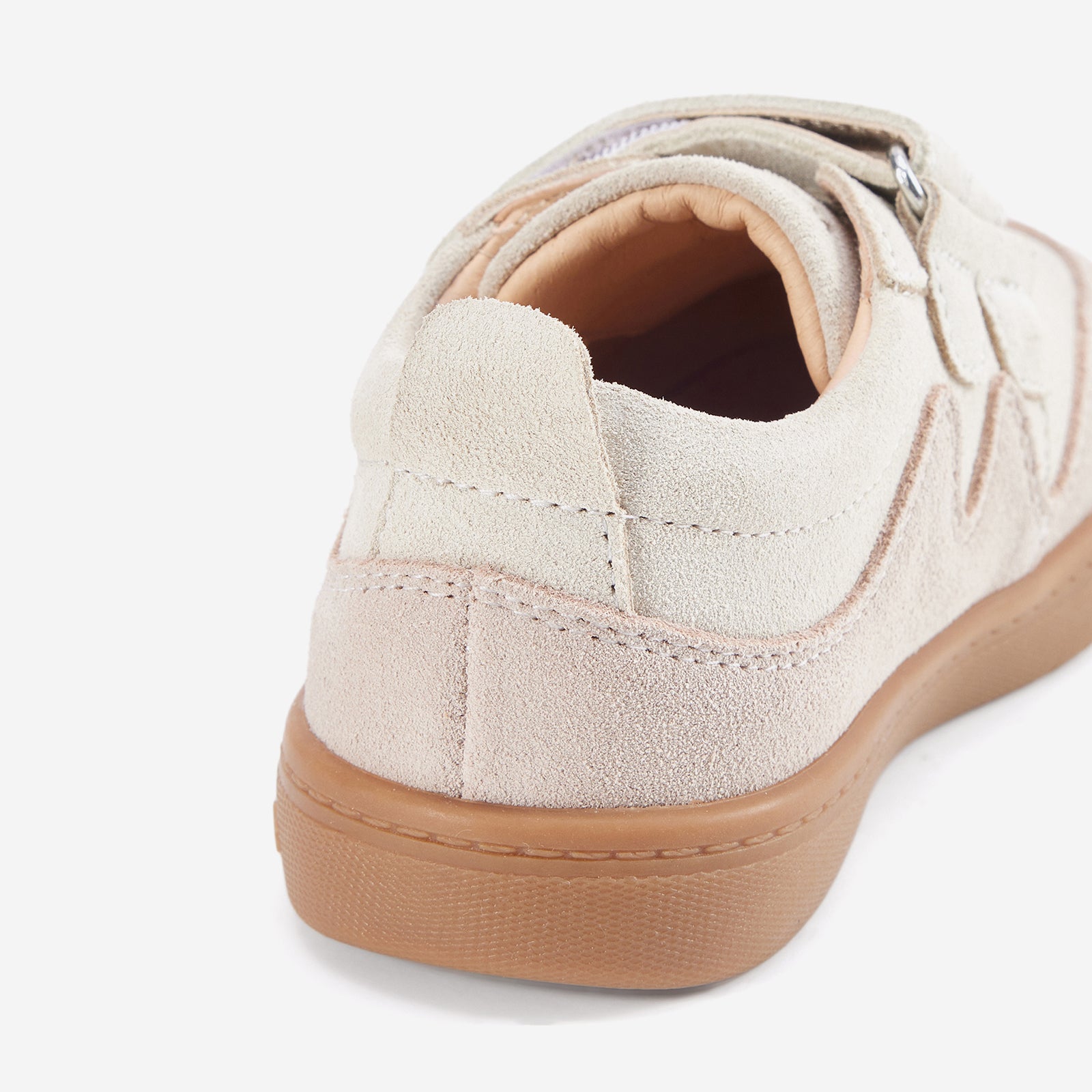 Walter Almond - Heel Detail